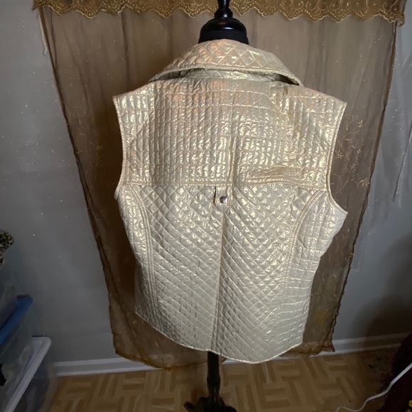 Womens LN L Large Gold Knit Vest - Picture 4 of 9